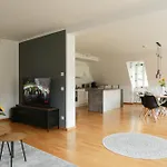 Faway Altstadt Mittendrin - Einzigartiges Flair - Parken Appartement
